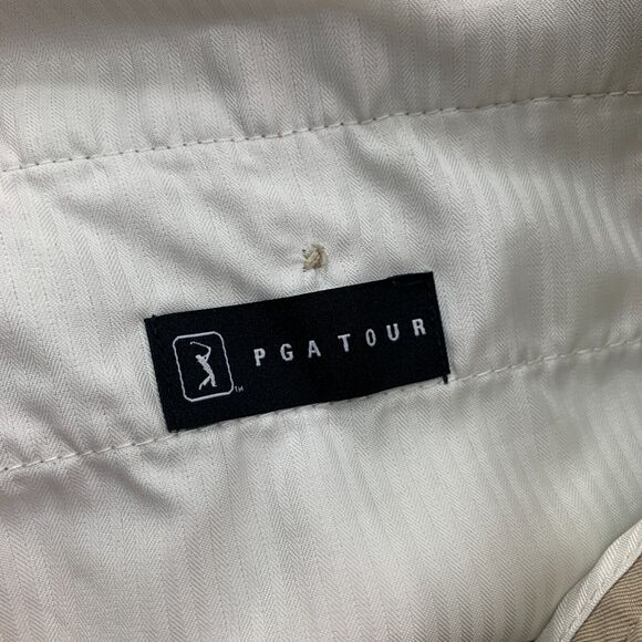 PGA Tour Shorts Mens 40 Stone Flat Front High Rise Moisture Wicking Golf Chino - Picture 9 of 12